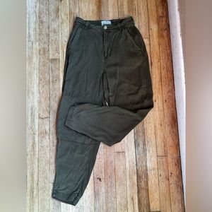 Everlane relaxed chino